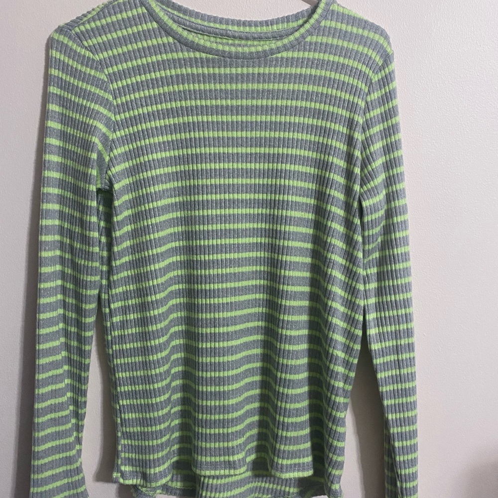 American Eagle long sleeve top